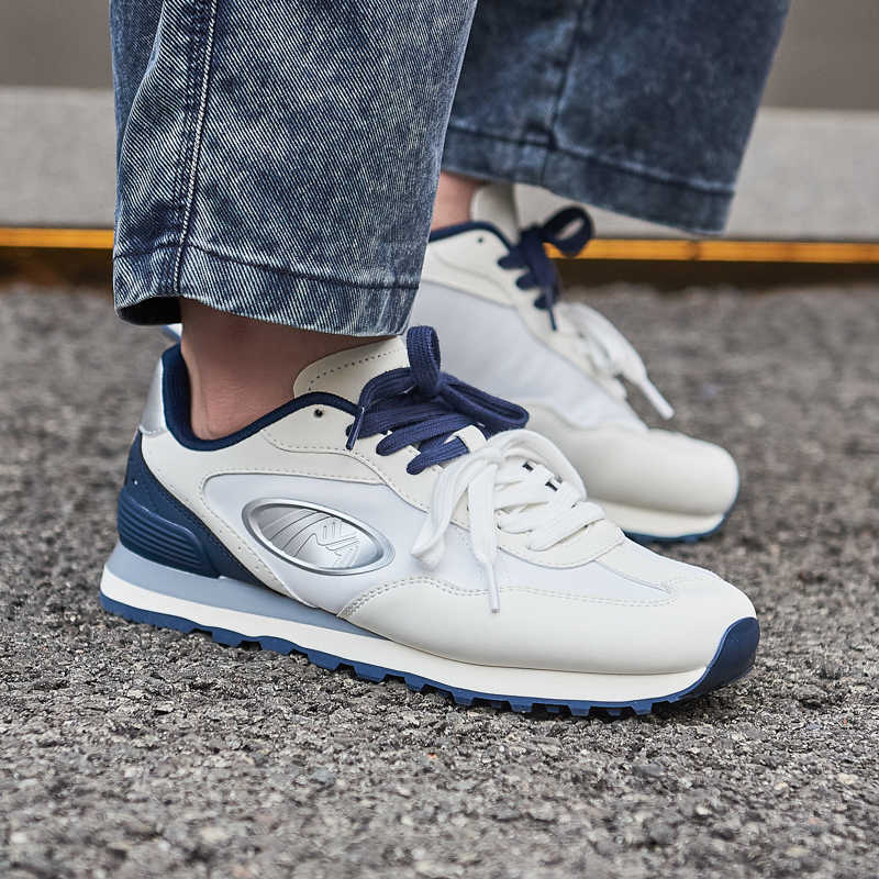 New Outdoor Running Shoes Uniq - Outdoor Adventure Sports のレビューと価格