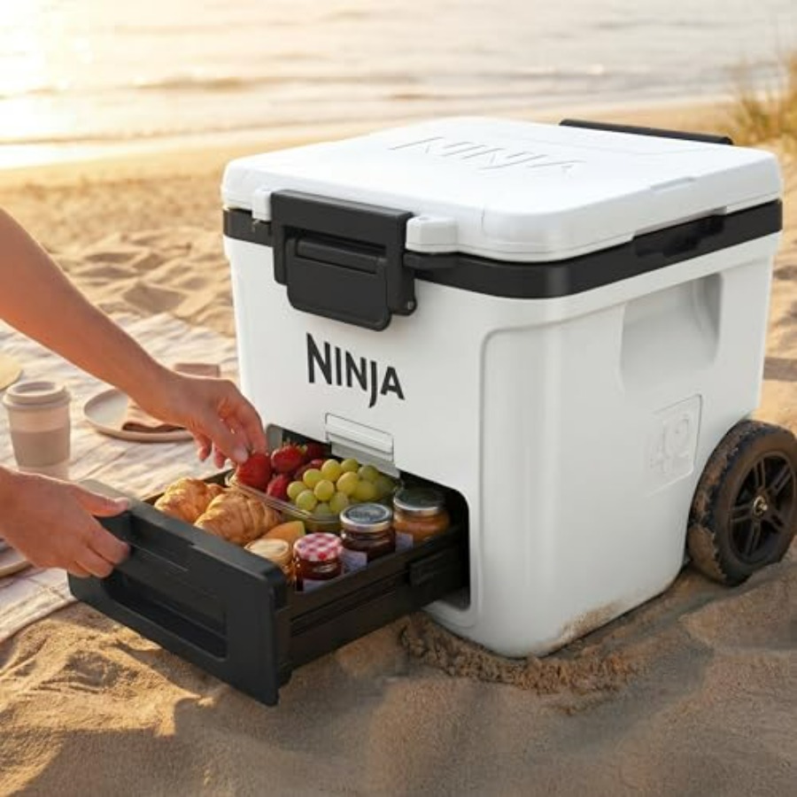 FrostVault 42qt wheeled cooler - Outdoor Adventure Zone のレビューと価格