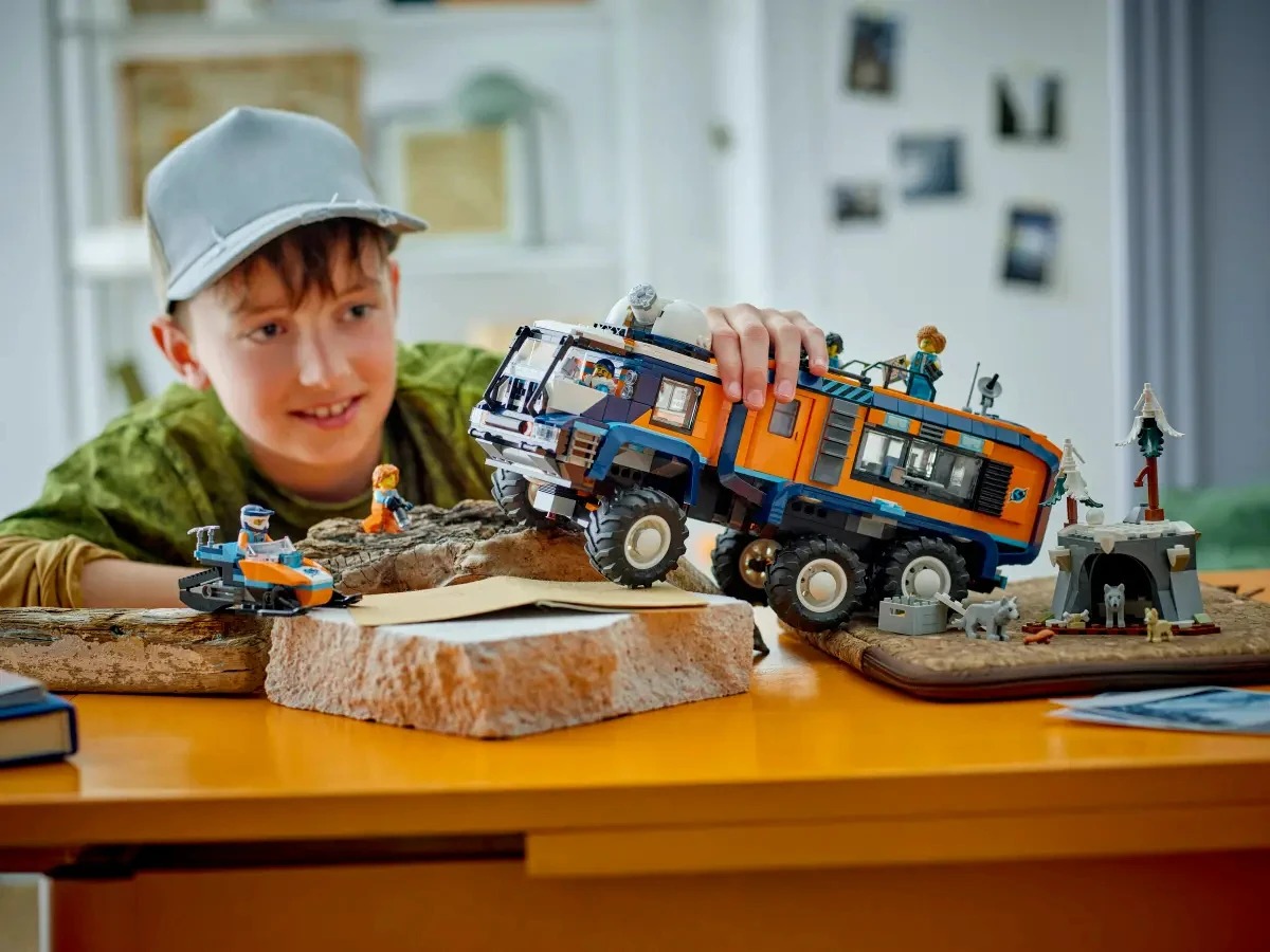 Disney 60471 Explorer Truck Bu - Outdoor Adventure Birthday Party のレビューと価格
