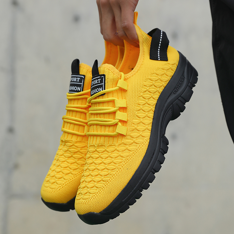 Men's Bright Yellow Outdoor Sn - Outdoor Adventure Shoes のレビューと価格
